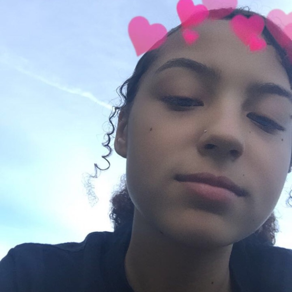 Meet your Posher, Liv